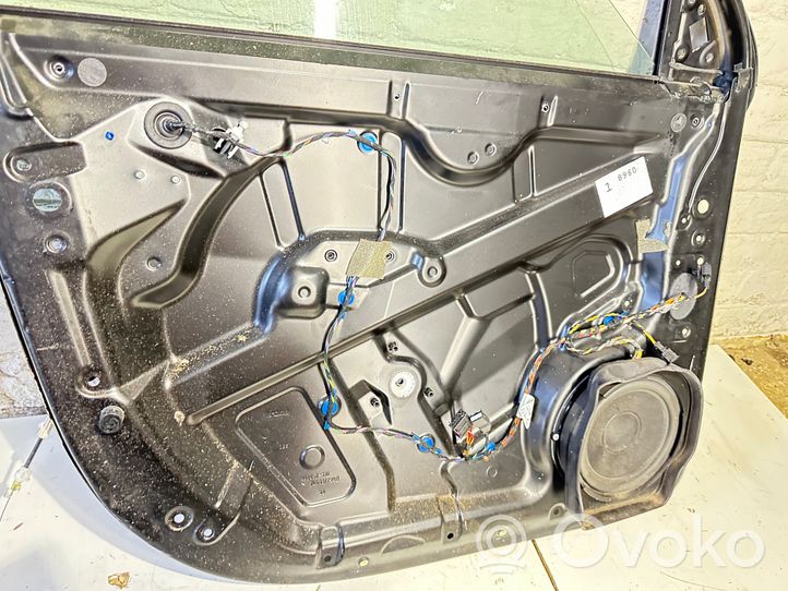 Volkswagen Touareg I Elektryczny podnośnik szyby drzwi tylnych 7E0035411A