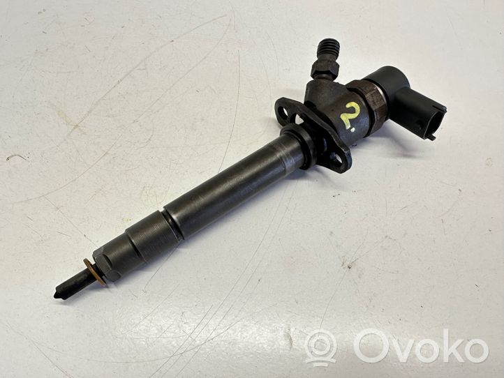 Volvo XC70 Fuel injector 8658351