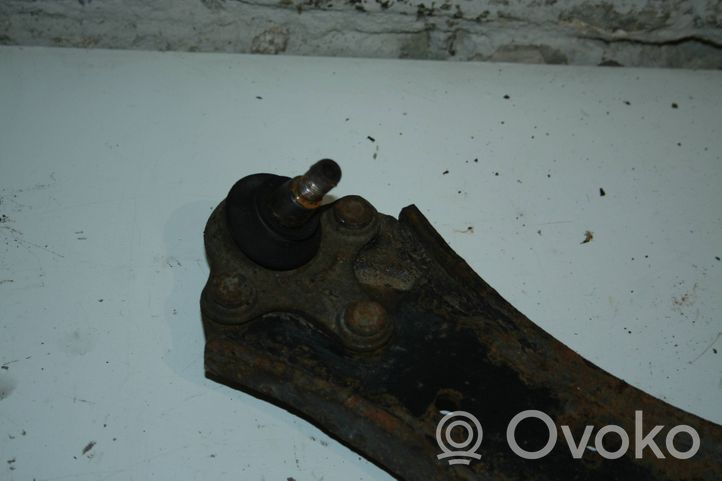 Skoda Octavia Mk2 (1Z) Braccio di controllo sospensione anteriore inferiore/braccio oscillante 1K0199232J