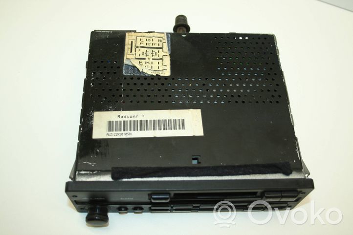Audi 80 90 S2 B4 Panel / Radioodtwarzacz CD/DVD/GPS 4A0035152