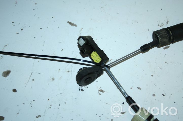 Volvo XC70 Gear shift cable linkage 31325981