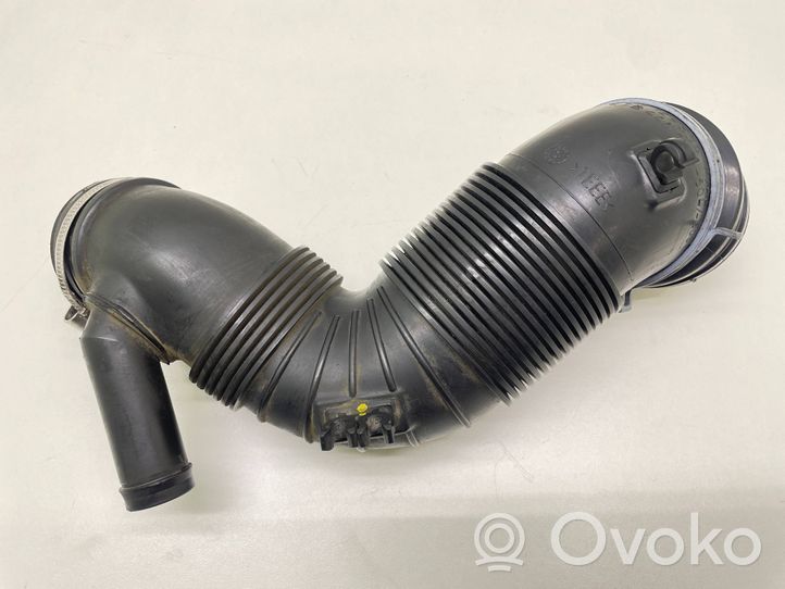 Volkswagen Touran II Air intake hose/pipe 3C0129654