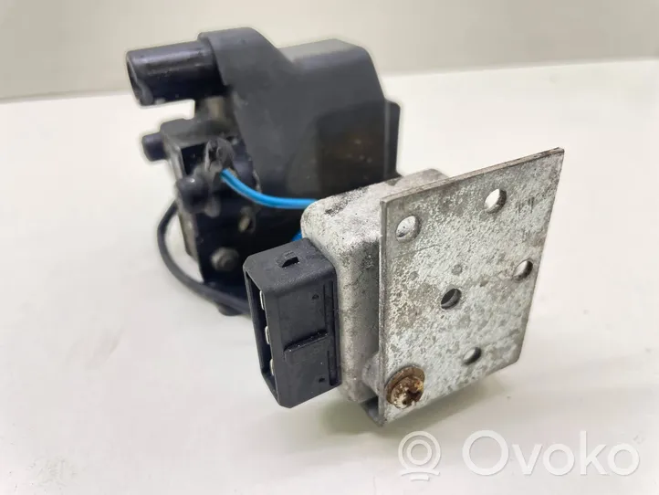 Audi 80 90 S2 B4 High voltage ignition coil 893905105E