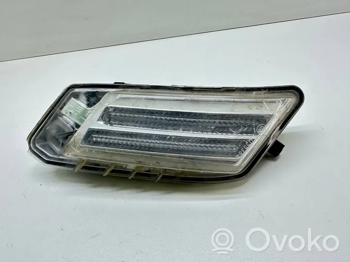 Volvo XC60 Lampa przednia 9000121