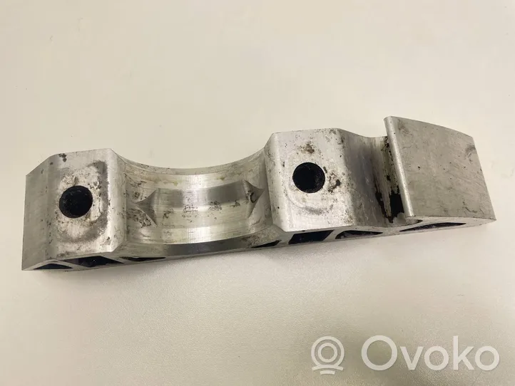 Audi Q7 4L Supporto per boccola della barra antirollio, anteriore 7L0411063B