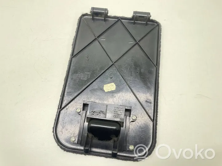 Audi 80 90 S2 B4 Kita bagažinės apdailos detalė 8A9863990