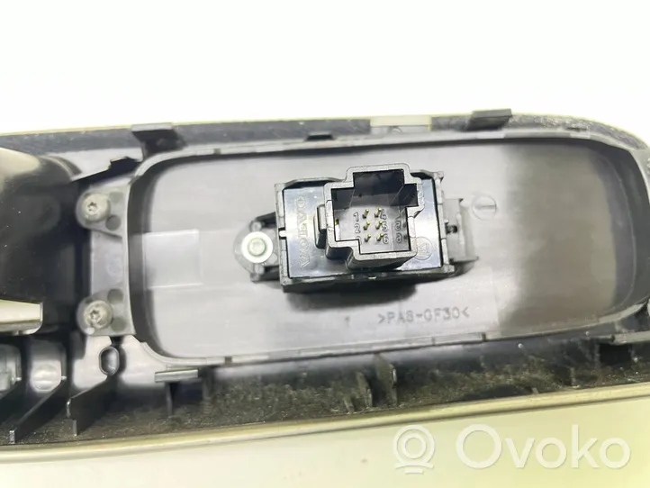 Volvo V50 Front door window switch trim 8663815