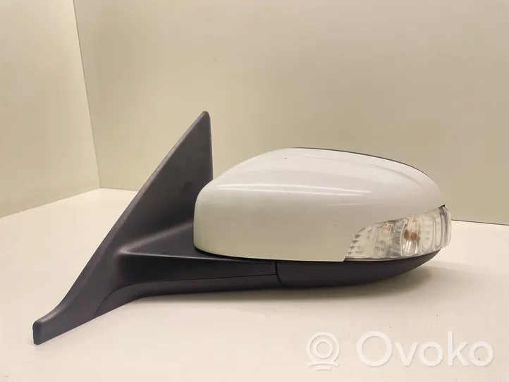 Volvo V50 Front door electric wing mirror 