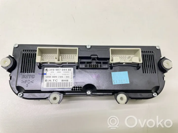 Skoda Octavia Mk2 (1Z) Gaisa kondicioniera / klimata kontroles / salona apsildes vadības bloks (salonā) 3T0907044BE