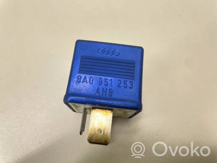 Audi A3 S3 A3 Sportback 8P Other relay 8A0951253