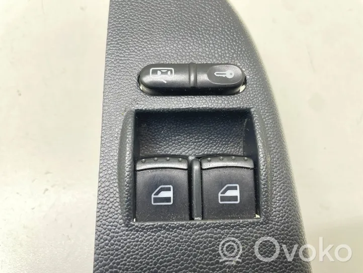 Skoda Fabia Mk2 (5J) Electric window control switch 1J3959857A