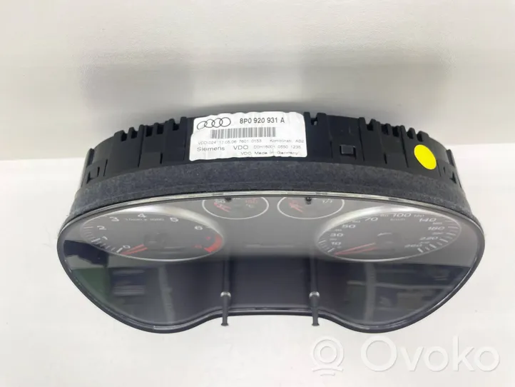 Audi A3 S3 A3 Sportback 8P Speedometer (instrument cluster) 8P0920931A