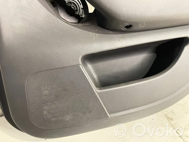 Audi A6 S6 C6 4F Rivestimento del pannello della portiera posteriore 4F0867306