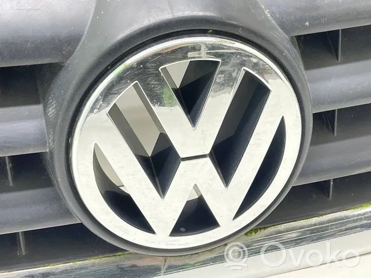 Volkswagen Touran I Atrapa chłodnicy / Grill 1T0853653