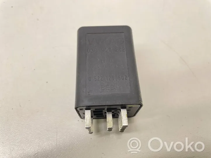 Volkswagen Touran I Przekaźnik / Modul układu ogrzewania wstępnego 03G907282