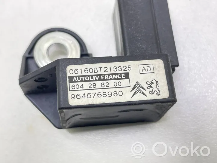 Peugeot 307 Sensore d’urto/d'impatto apertura airbag 9646768980