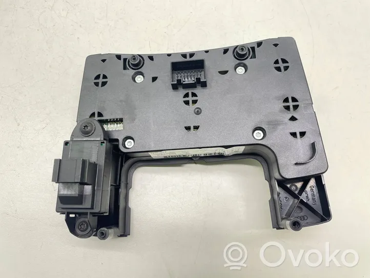 Audi A6 S6 C6 4F Console centrale, commande de multimédia l'unité principale 4F1919611J