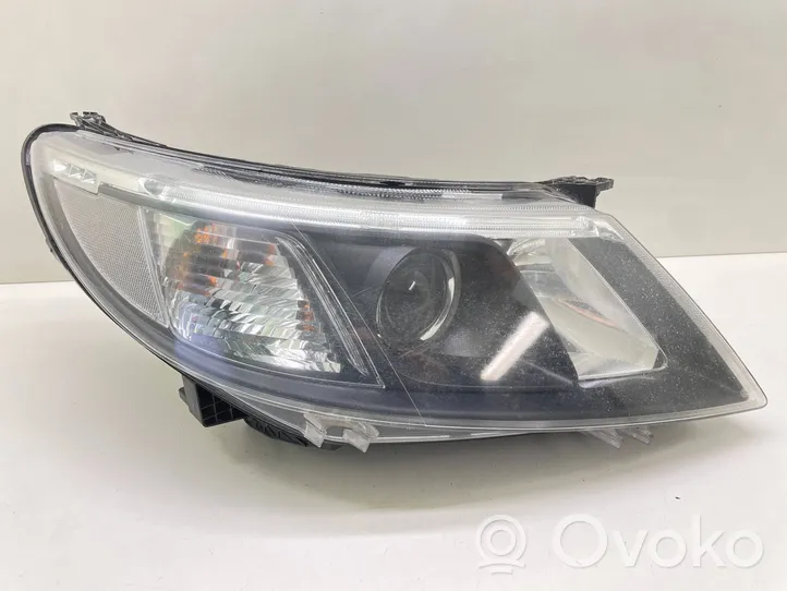 Saab 9-3 Ver2 Lampa przednia 16561800