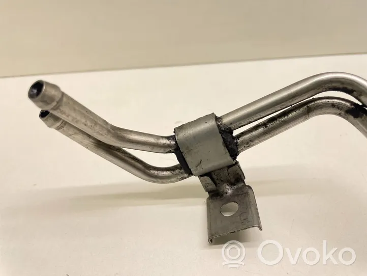 Volvo XC60 Fuel line pipe 