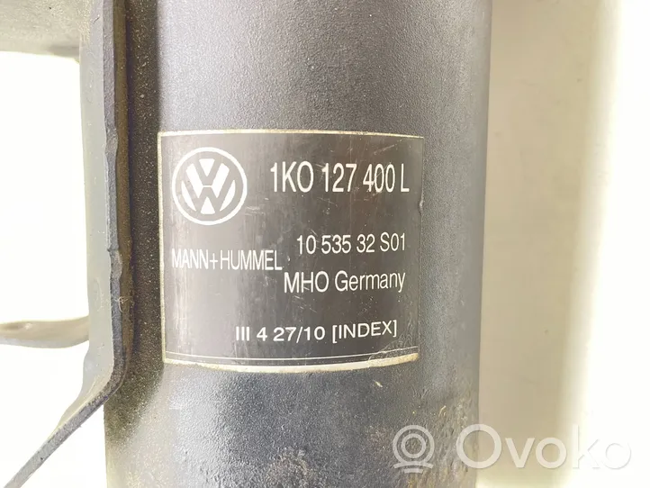 Volkswagen Golf VI Carcasa del filtro de combustible 1K0127400L