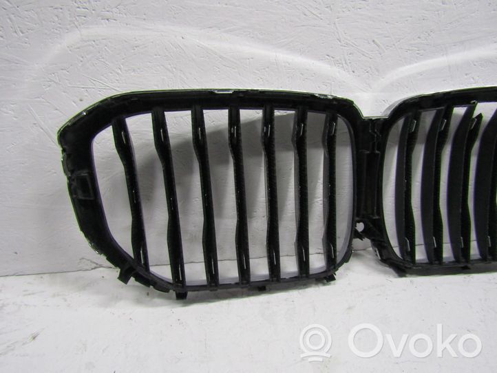 BMW X7 G07 Grille de calandre avant 7454897