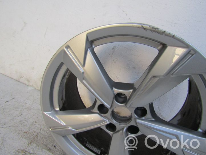 Audi A6 Allroad C8 Felgi aluminiowe R18 4K0601025D