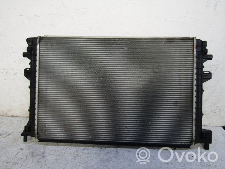 Volkswagen Golf VII Radiador del refrigerante 5Q0121251HS