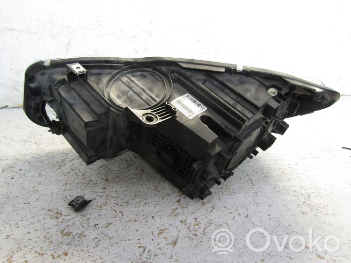 BMW 2 F45 Lampa przednia 7494856