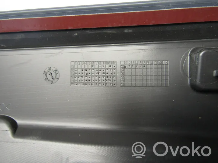 Audi Q3 F3 Takaoven lista (muoto) 83A853970A