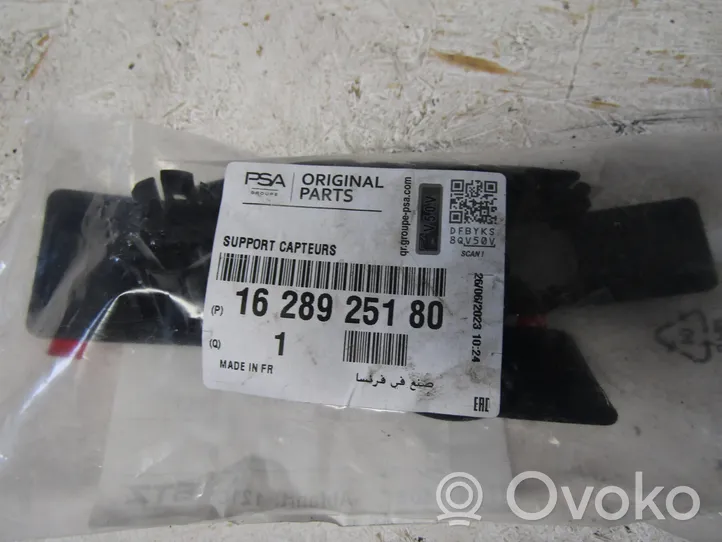 Opel Grandland X Support de capteur de stationnement arrière PDC 1628925180