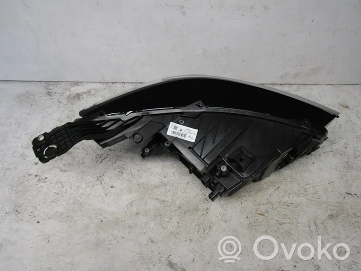 Opel Grandland X Faro/fanale 1682805380