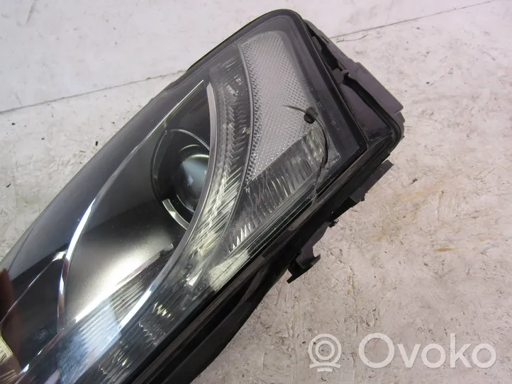 Audi A5 8T 8F Lampa przednia 8T0941003AN