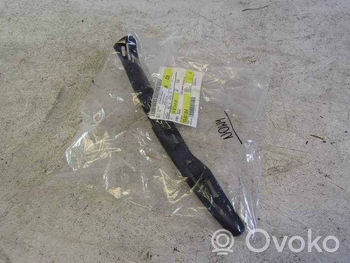 Volkswagen Multivan T5 Front bumper mounting bracket 7E0807184A