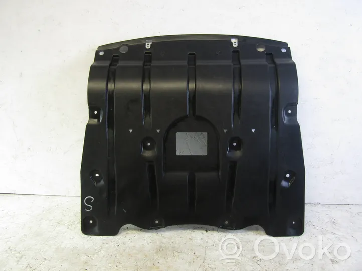 BMW X5 G05 Protezione anti spruzzi/sottoscocca del motore 7468803