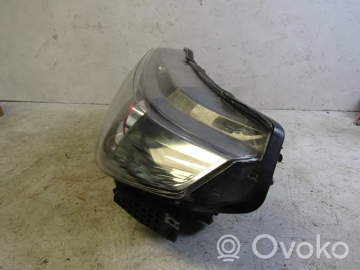 Suzuki Vitara (LY) Faro delantero/faro principal 10018095