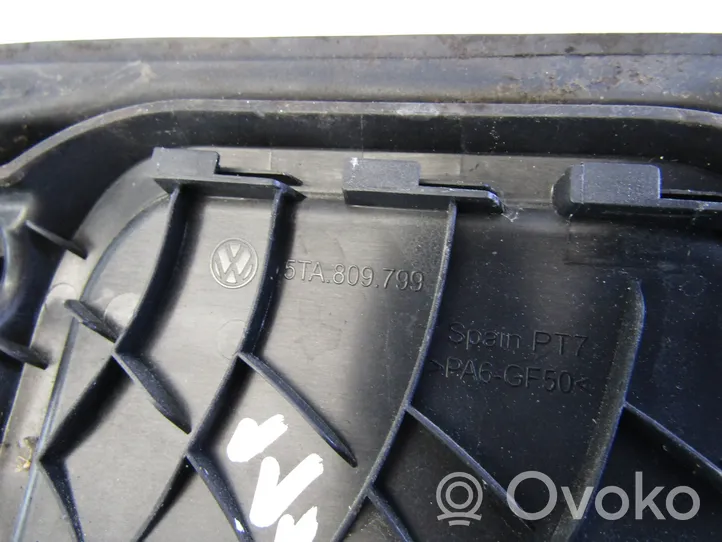 Volkswagen Touran III Bouchon, volet de trappe de réservoir à carburant 5TA809799