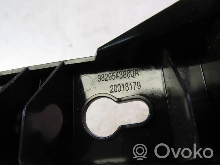 Opel Corsa F Support de pare-chocs arrière 9829543880A