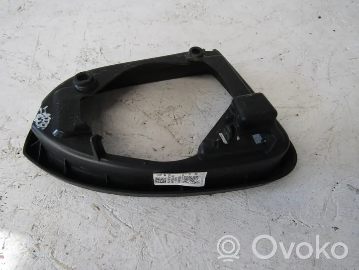 Volkswagen Golf VII Moldura protectora de plástico del espejo lateral 5G0857601A