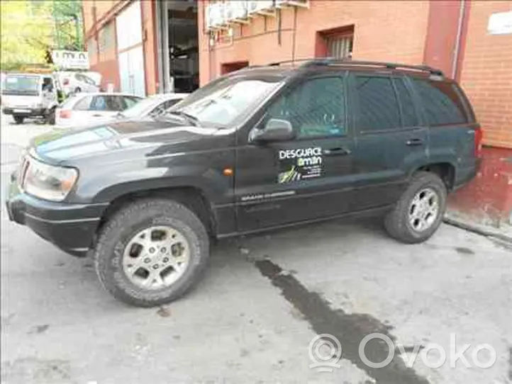 Jeep Grand Cherokee (WJ) Błotnik przedni VERDE