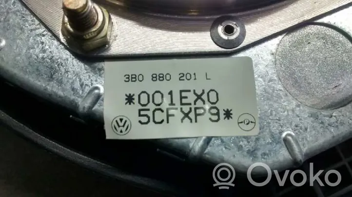 Volkswagen PASSAT B5 Ohjauspyörän turvatyyny 3B0880201L