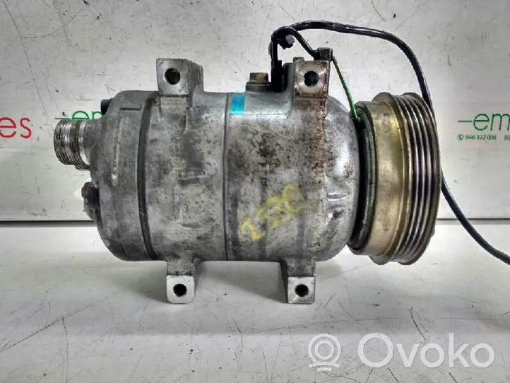 Volkswagen PASSAT B5 Ilmastointilaitteen kompressorin pumppu (A/C) 8D0260805D