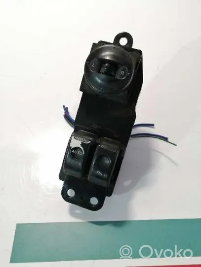 Hyundai H-100 Electric window control switch 935704A000