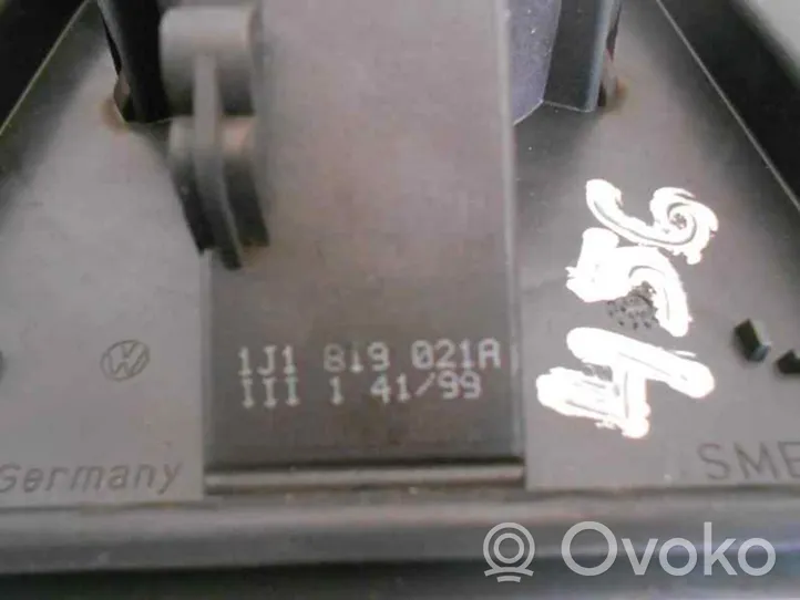 Skoda Octavia Mk2 (1Z) Sisälämmityksen ilmastoinnin korin kotelo 