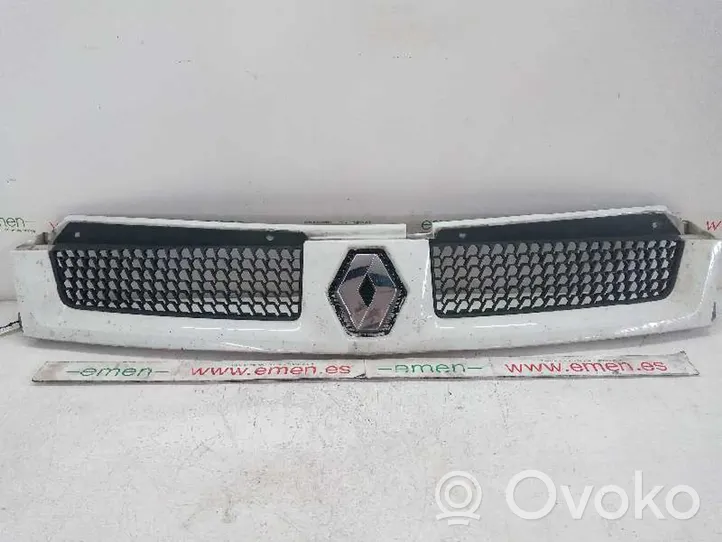 Renault Master II Front grill 