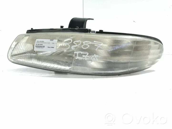 Chrysler Grand Voyager II Lampa przednia 