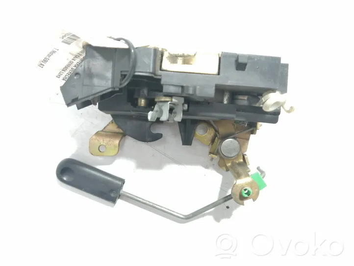 Renault Master II Front door lock 