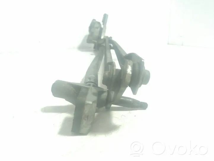 Volvo S40 Front wiper linkage and motor 