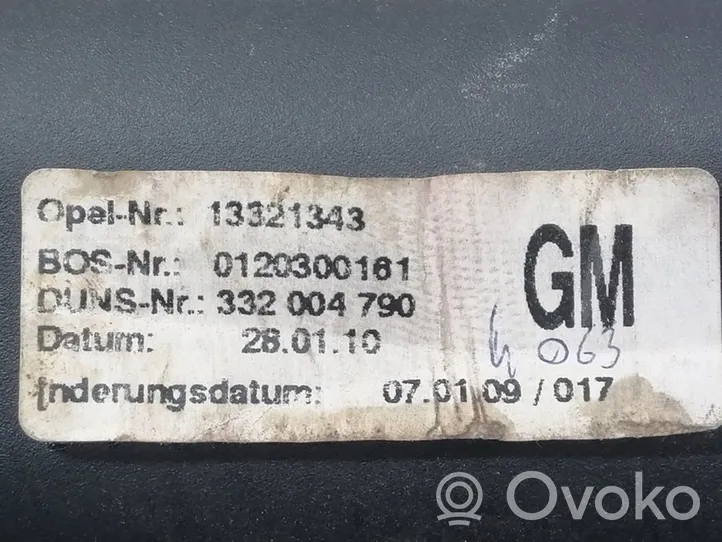 Opel Astra H Półka tylna bagażnika 