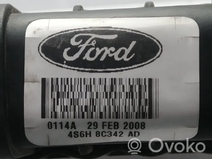 Ford Fiesta Aušinimo skysčio radiatorius 