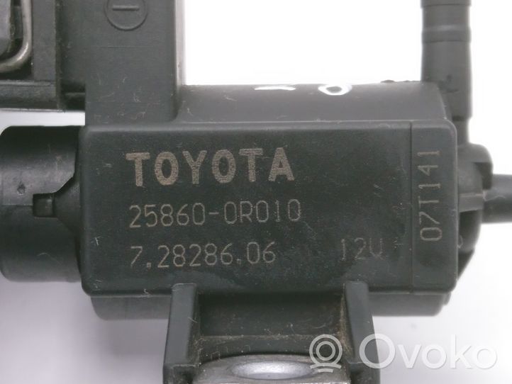 Toyota Avensis T250 Solenoidinis vožtuvas 